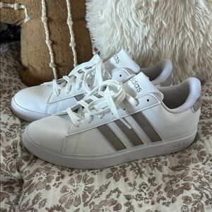 Adidas White and Light Gray Casual Shoes